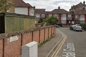 Kendal Gardens, Edmonton