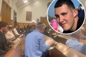 Prayers for Nathanel Young at Cockfosters and North Southgate Synagogue