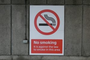 'No smoking' sign