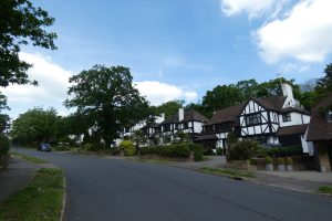 Parkgate Avenue, Hadley Wood