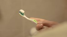 Toothbrushing (credit Roman Marchenko via Unsplash)
