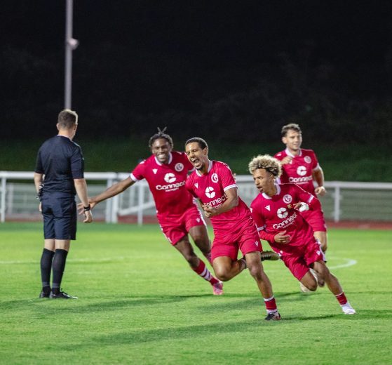 Cockfosters FC have reached the fourth round of the FA Vase (credit @‌els_photo_graphy)