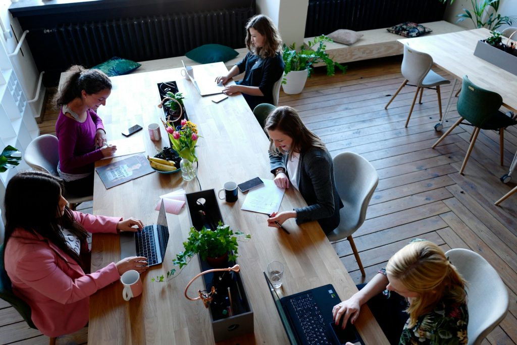 Women in business (credit Cowomen via Unsplash)
