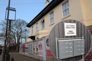 Station Tavern in Brimsdown, which appears to now be being lived in