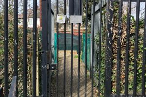 The locked gate between Westminster Drive and Broomfield Avenue