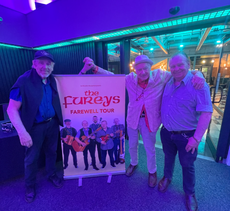 The Fureys (Eddie left and George right) with Mick McDonagh (centre)