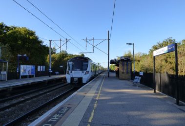Crews Hill Station
