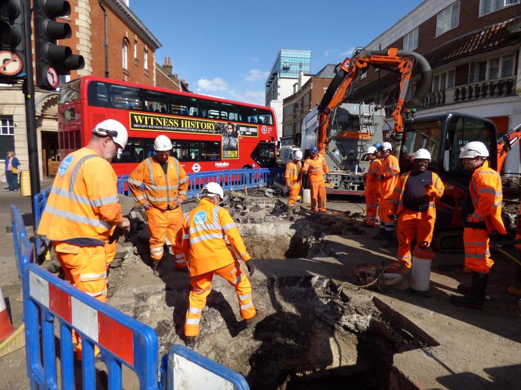 Thames Water roadworks in Enfield Town pictured at 4pm on Wednesday 19th (credit James Cracknell/Enfield Dispatch)