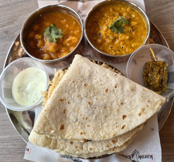 Vegetarian thali with chapatis at Karak Chaii