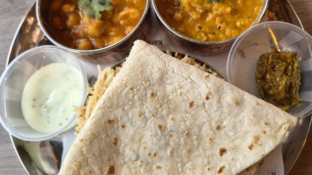 Vegetarian thali with chapatis at Karak Chaii