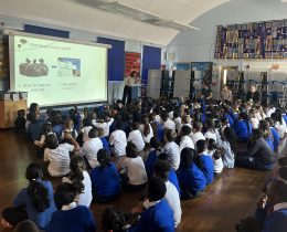 Freezywater Primary School pupils receive recycling tips (credit NLWA)