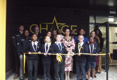 Enfield mayor Emma Supple joins schools pupils and staff for the ribbon cutting at Chace Community School