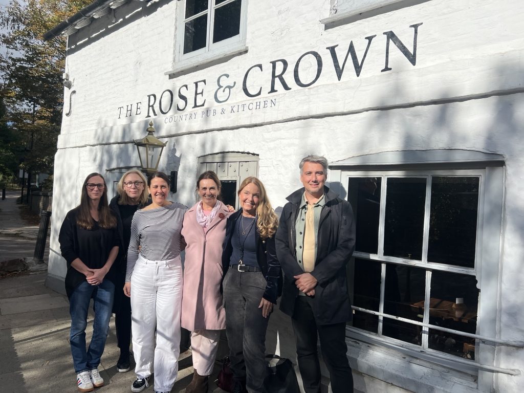 Gladbeck mayor Bettina Weist (second from right) with Enfield counterpart Emma Supple and The Rose and Crown
